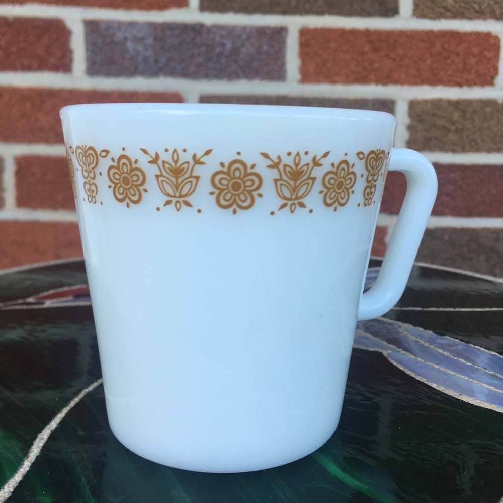 Set of 6 Pyrex Mugs